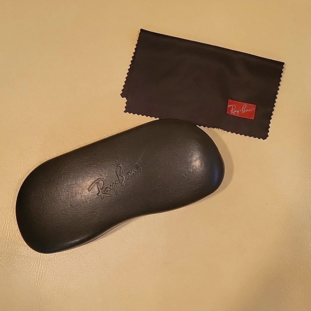 Ray Ban sunglass/eyeglass case